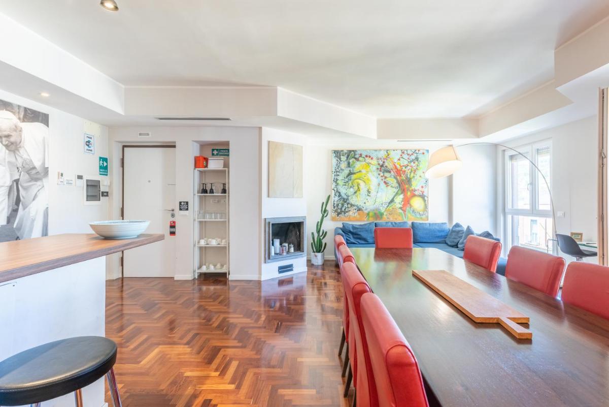 Vatican Pixel Apartments - Housity