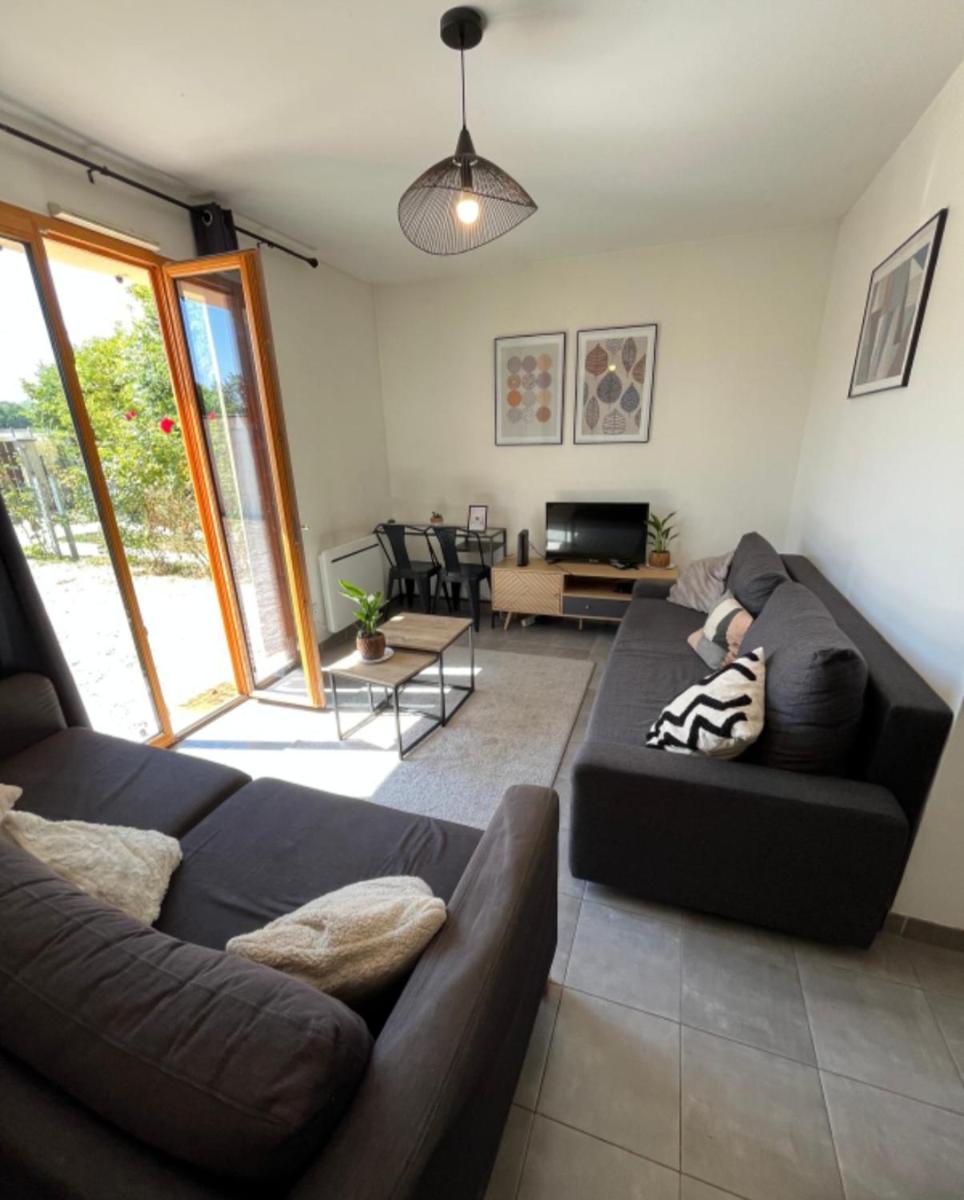 Maison Cheptainville AVEC TERRASSE SUR VERDURE - Housity