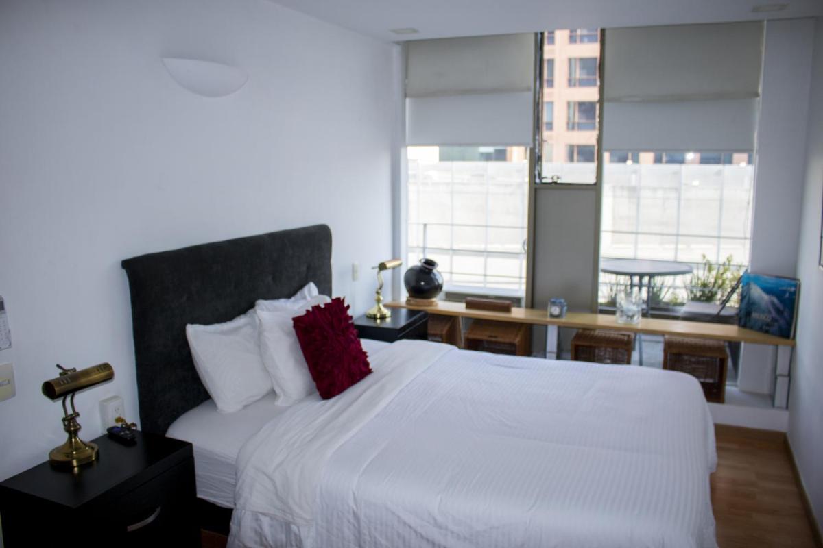 Puerta Alameda Suites México - Housity