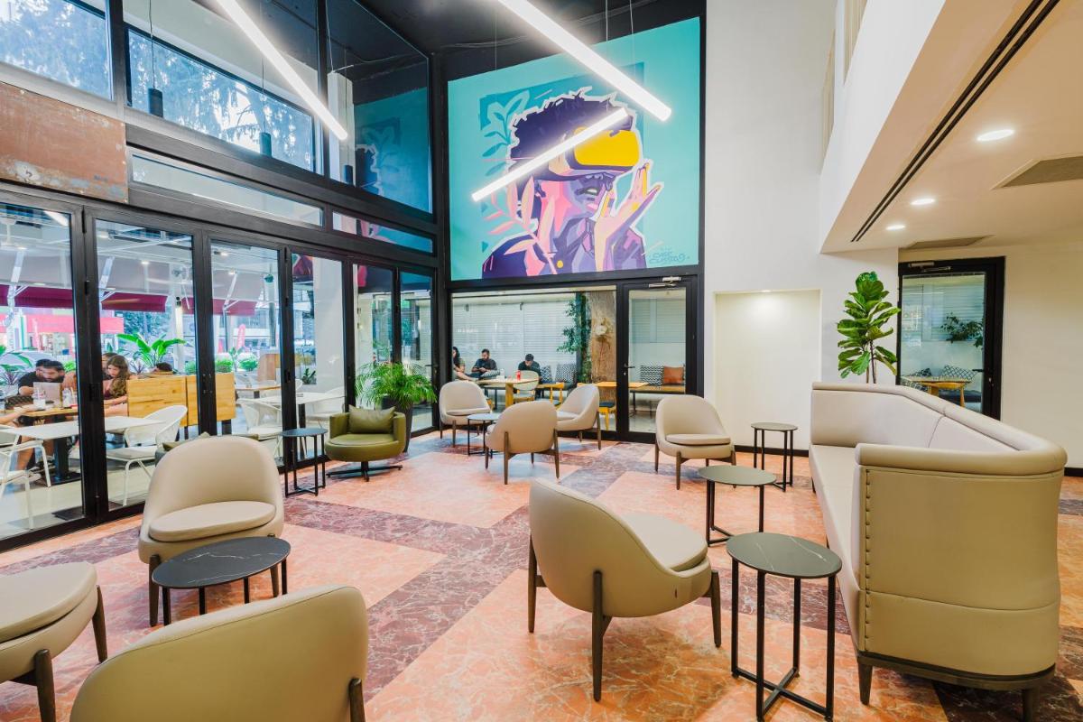 Ingate Hotel - Housity