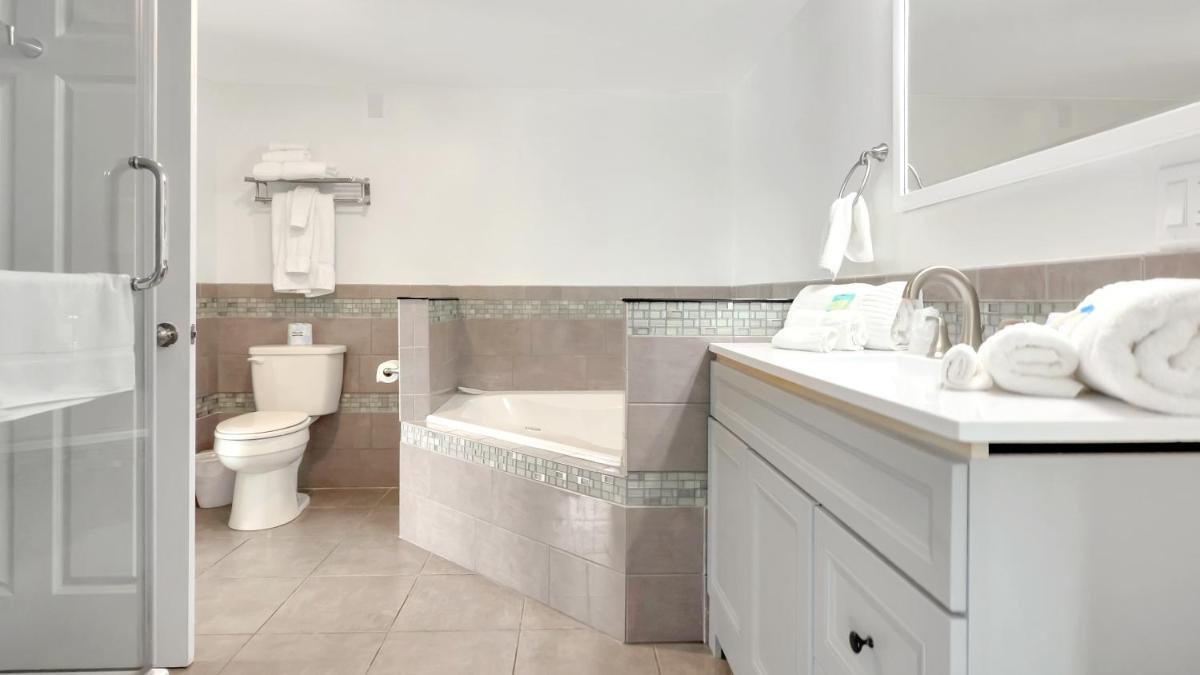 Harborline Hotel - Housity