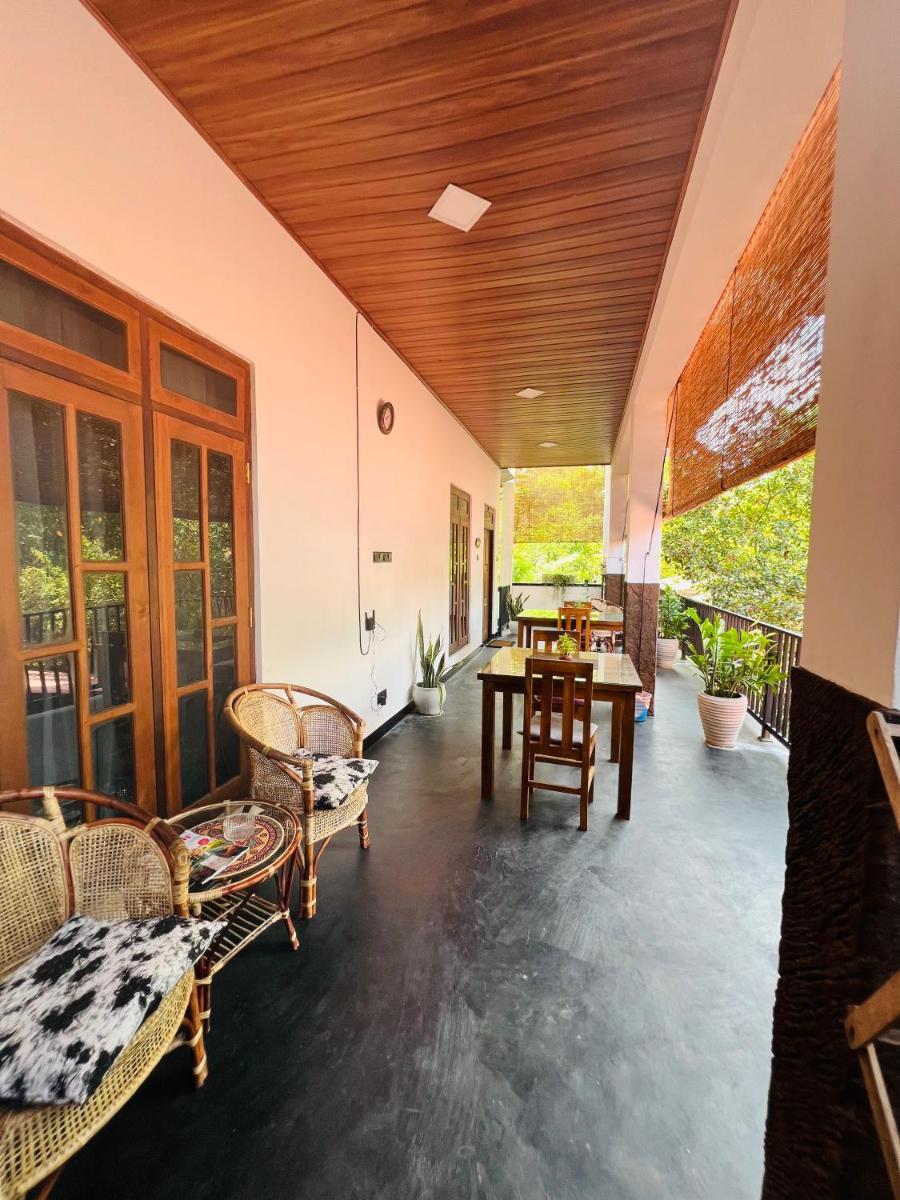 Ceylonima Home Stay - Housity