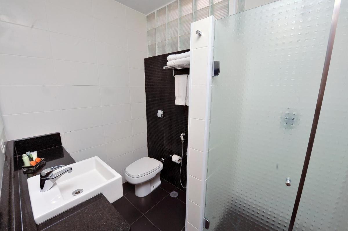 Arcadas Hotel - Housity