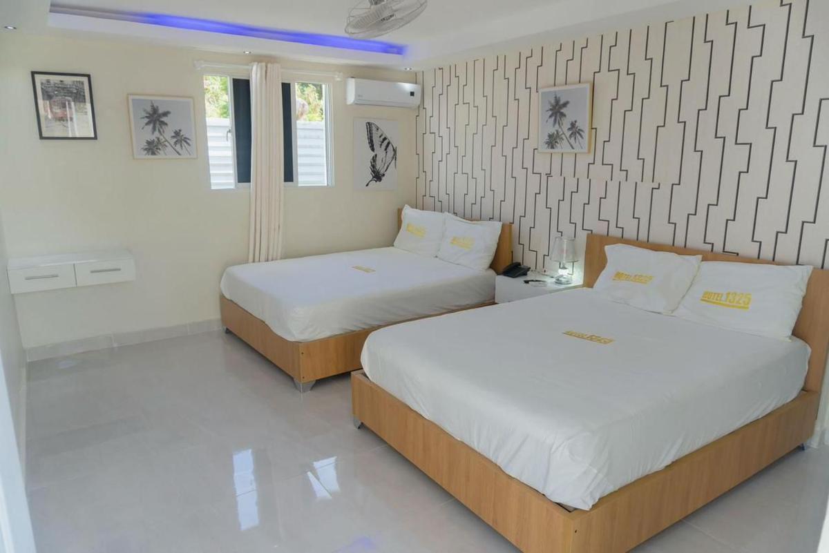 Hotel1325 - Housity