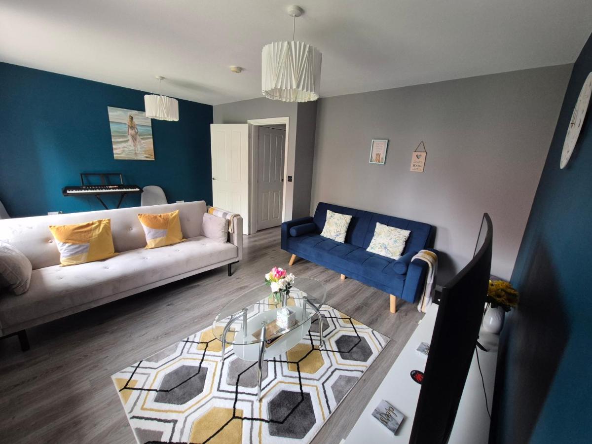 Beautiful Home in Wolverhampton! - Housity