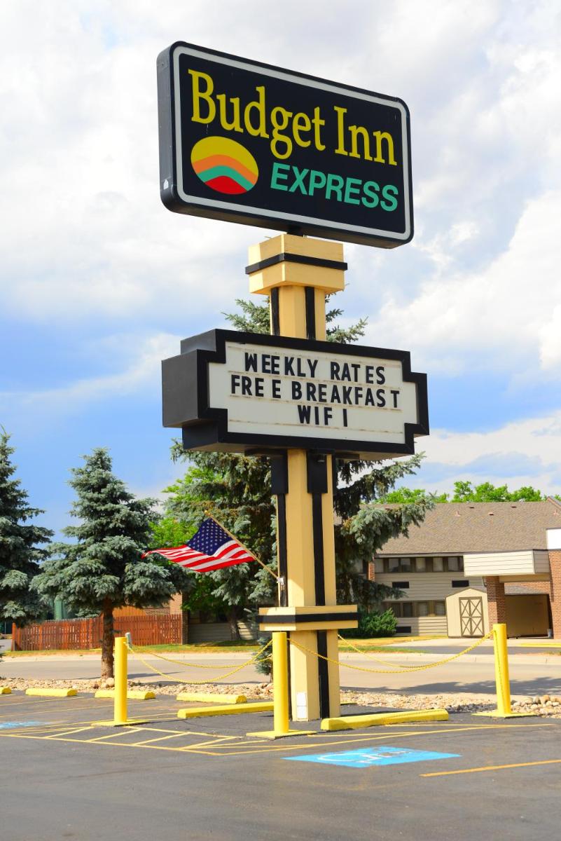 Budget Inn Express - Housity
