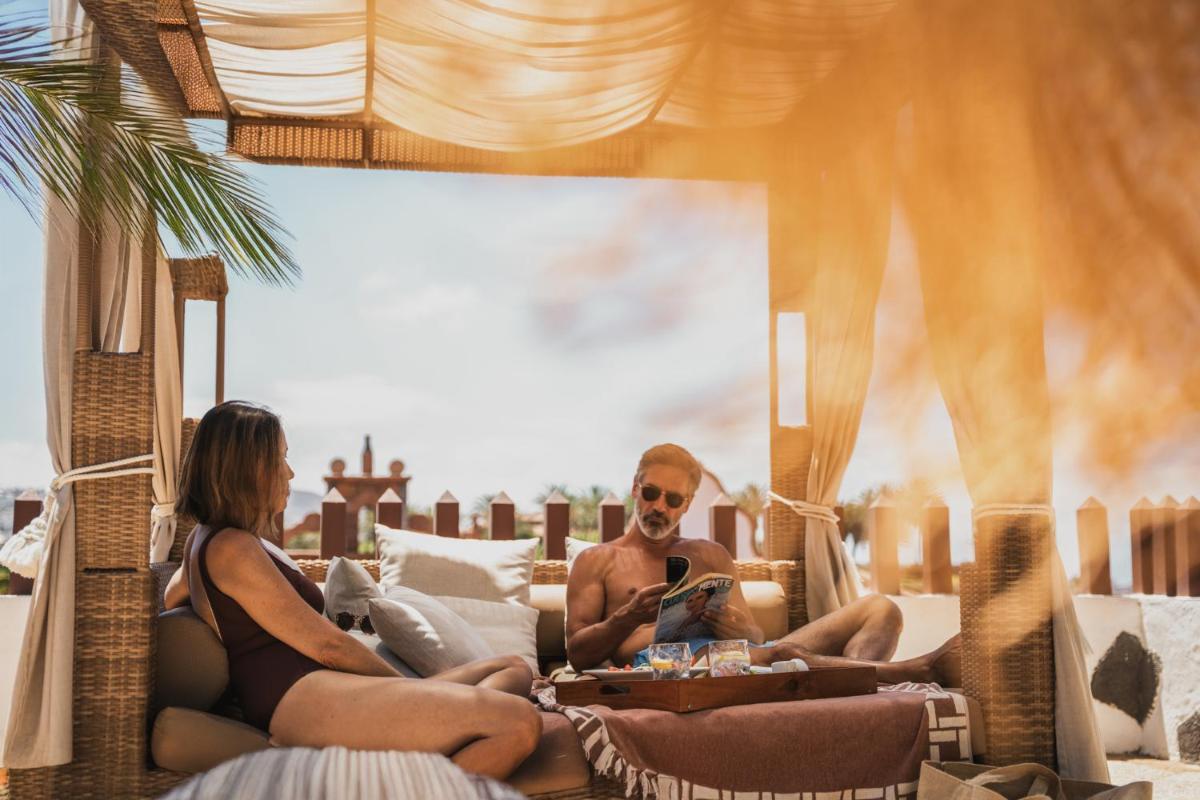 Zona de estar de JOIA El Mirador by Iberostar -Adults Only