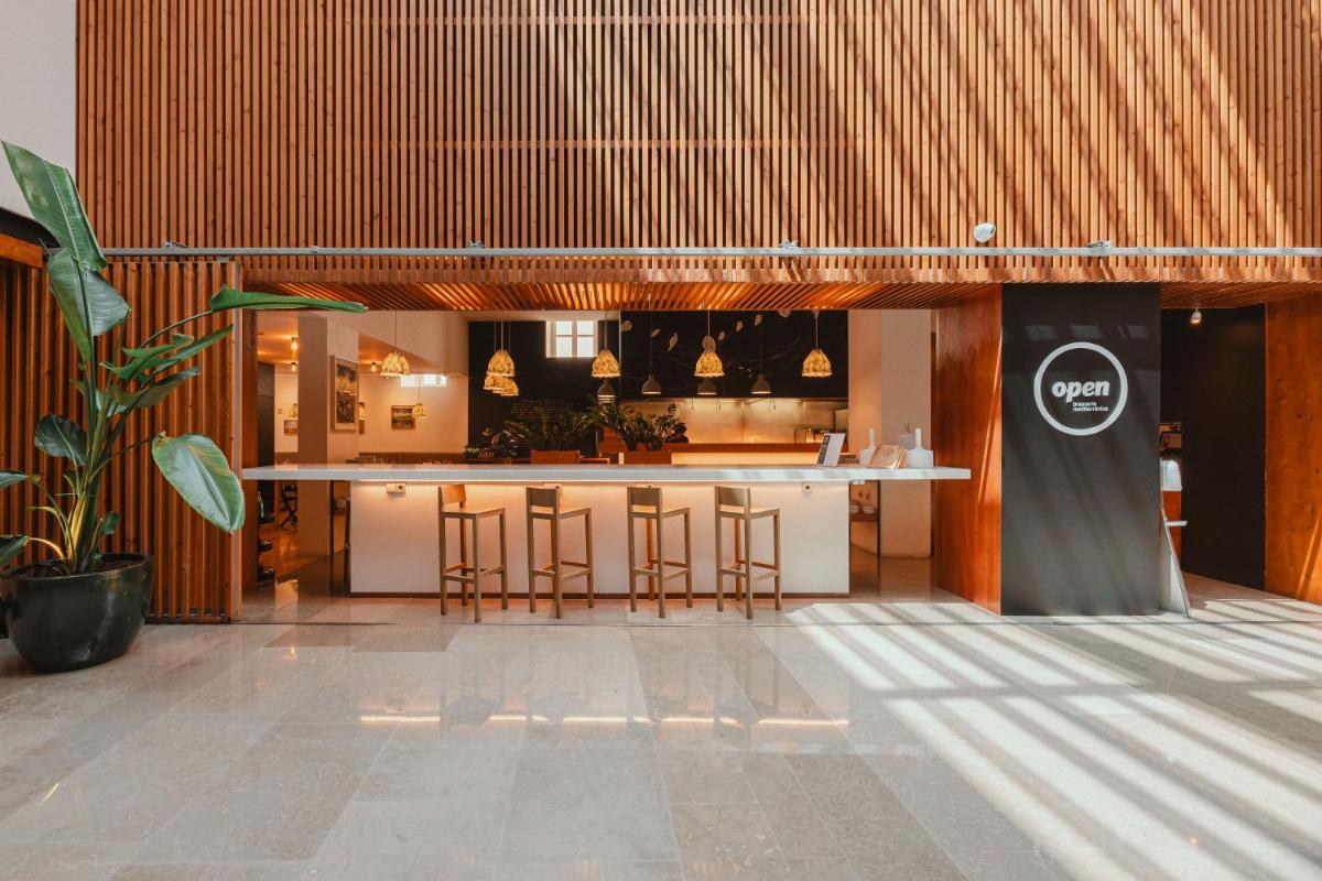 Um certificado, prémio, placa ou documento mostrado em Inspira Liberdade Boutique Hotel