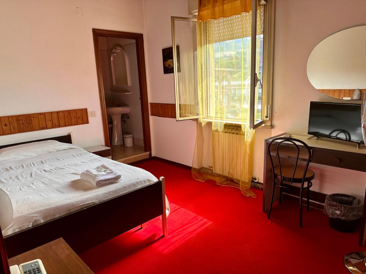 Asso di Coppe - Housity