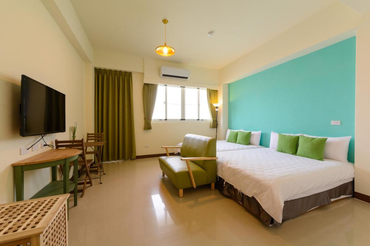 Travel J - Housity