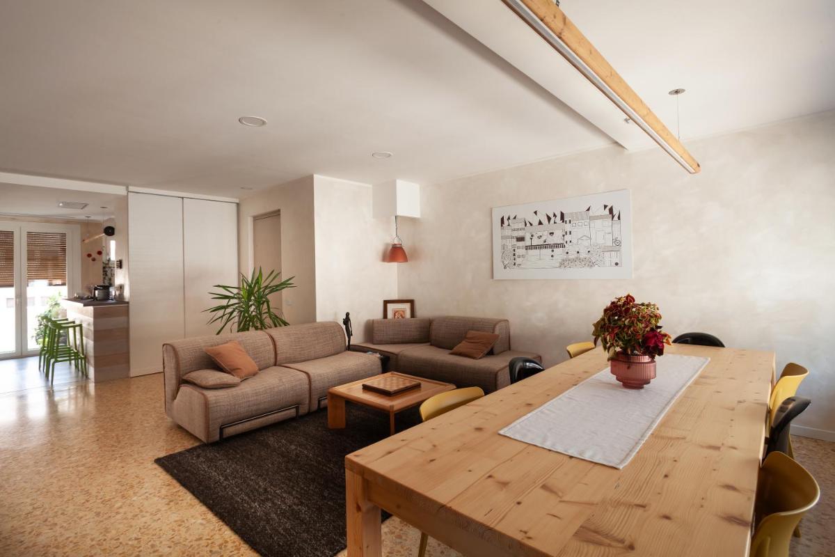 T-Rooms - Housity