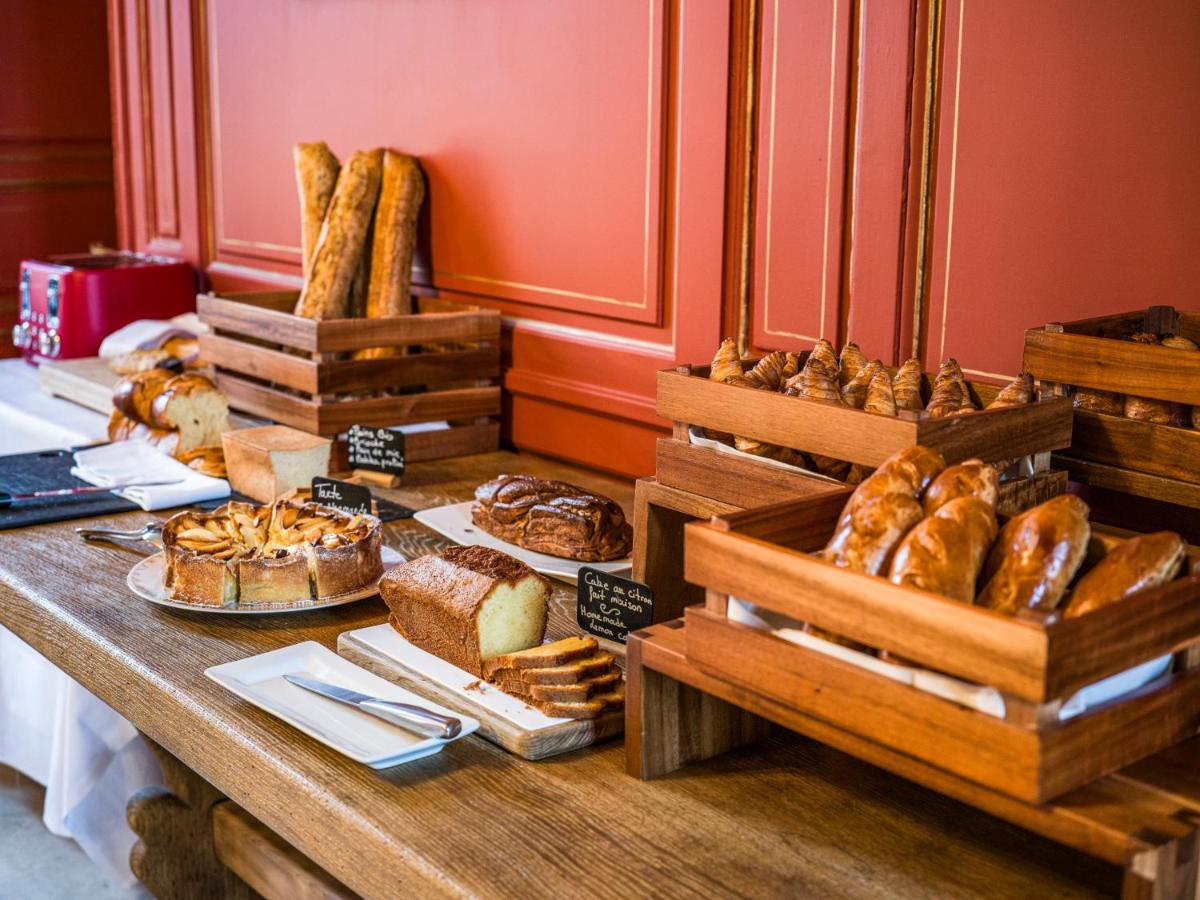 Nourriture dans l'hôtel ou à proximité