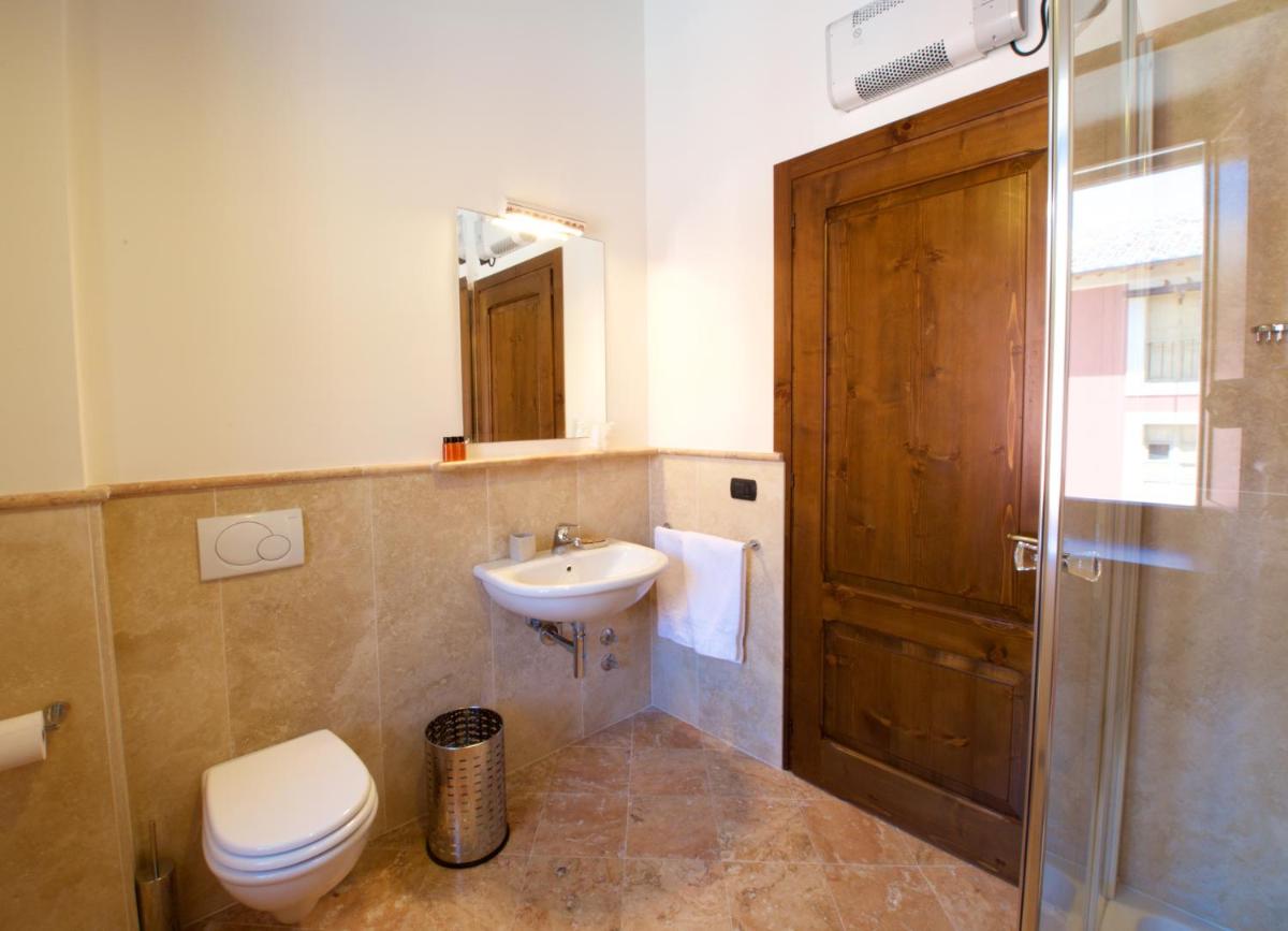 Rosso Porpora - Housity