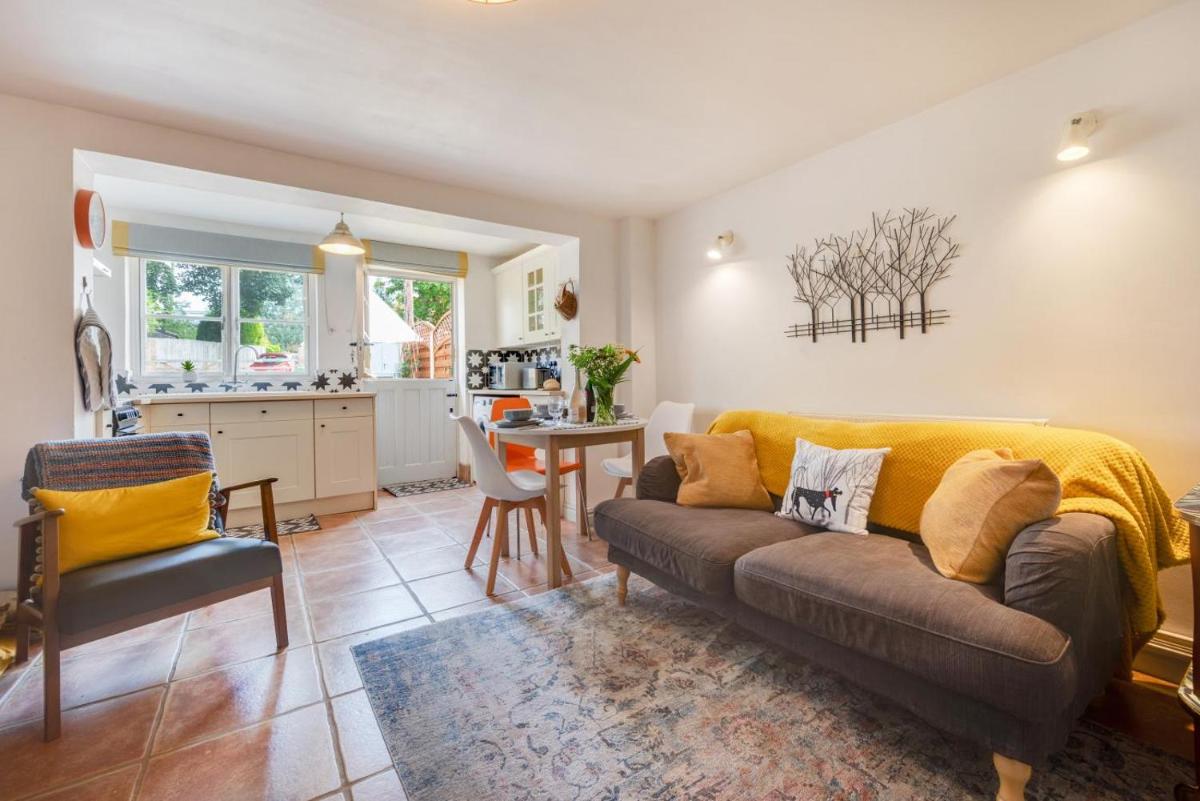 Pineapple Cottage - Housity