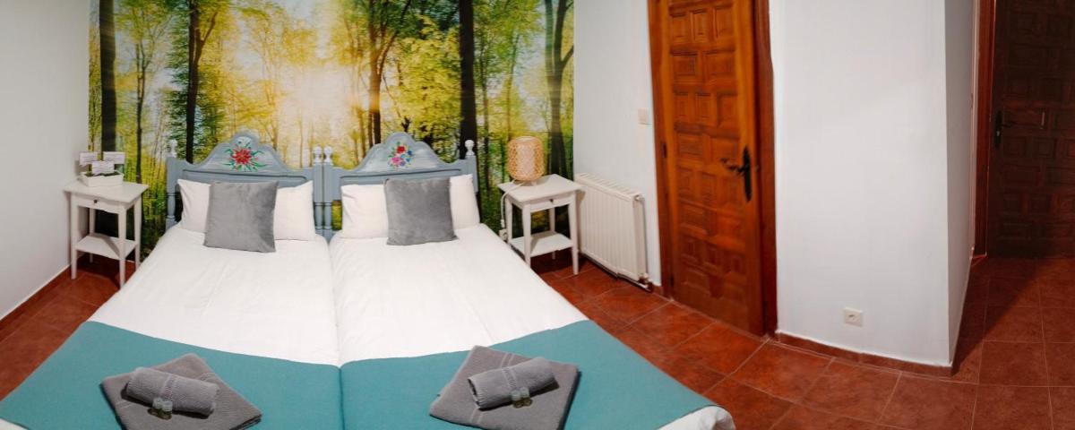 Hostal Urries Restaurante - Housity