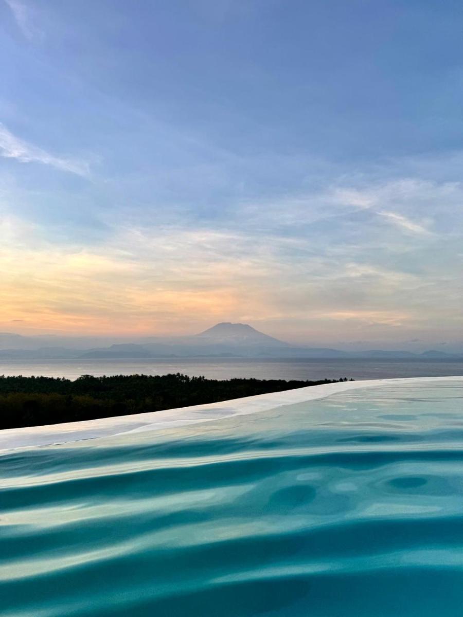 Penida View Village - Infinity pool & Volcano View - Housity