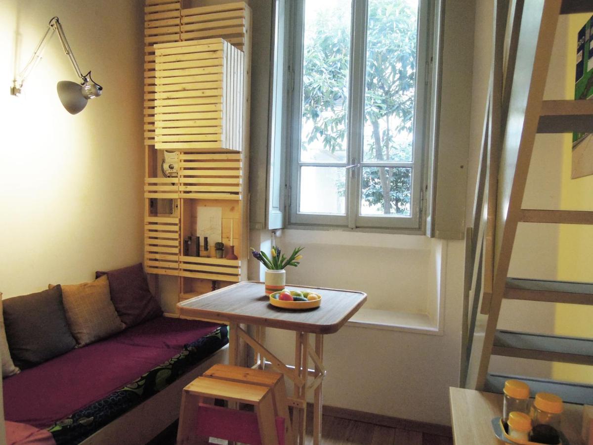 V12 Design Apartments - Housity
