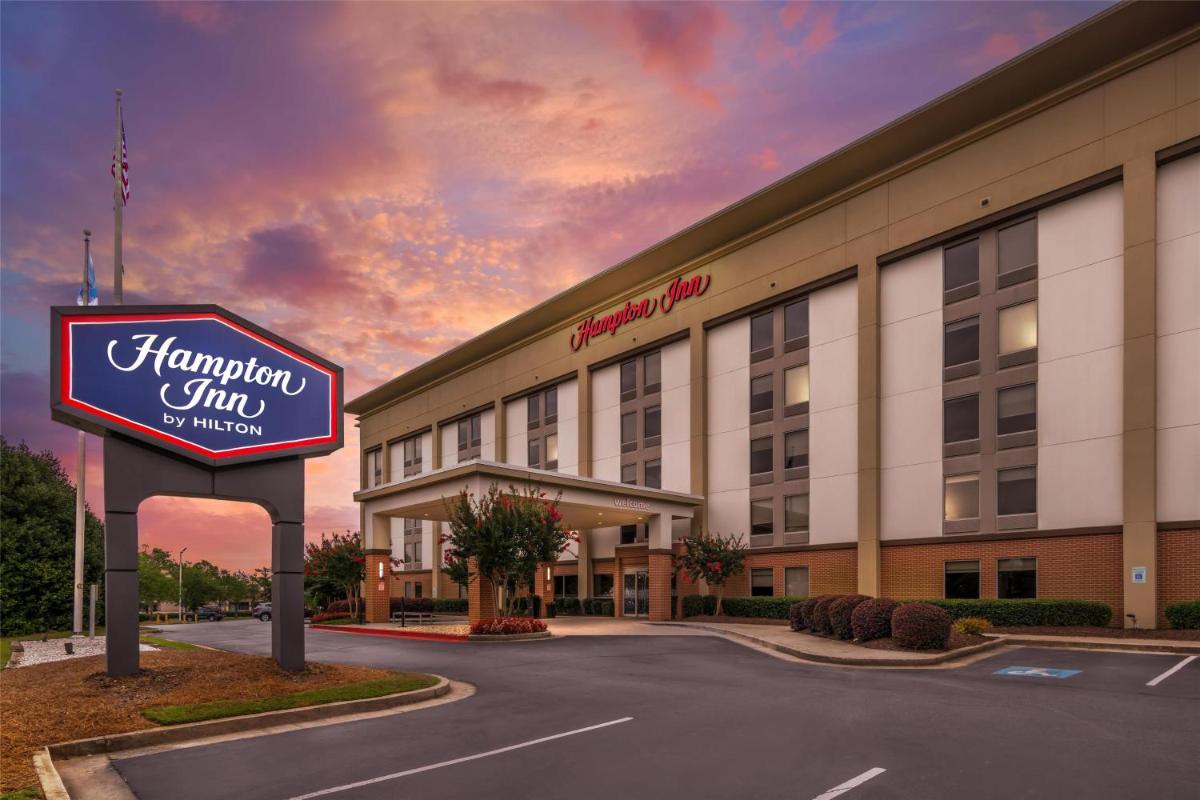 Hampton Inn Hotel Atlanta-Southlake - Housity