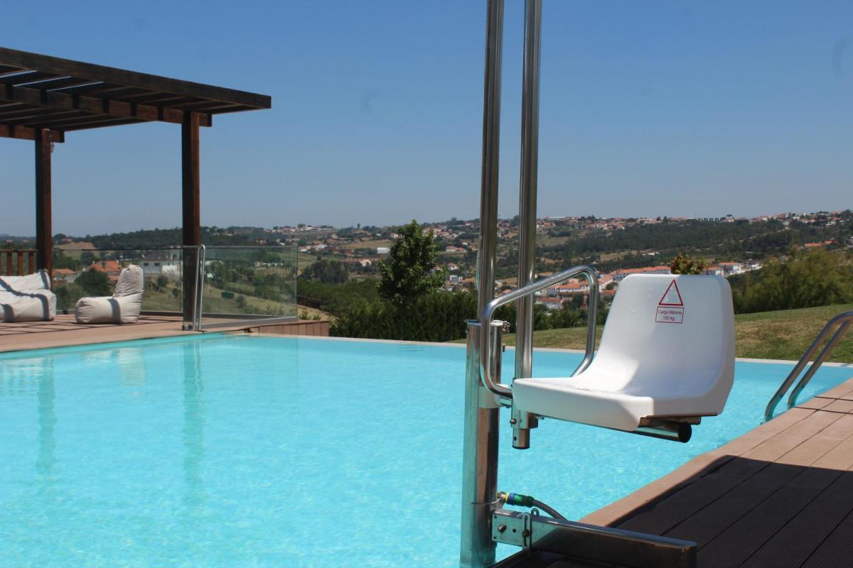 A piscina em ou perto de Real Abadia, Congress & Spa Hotel