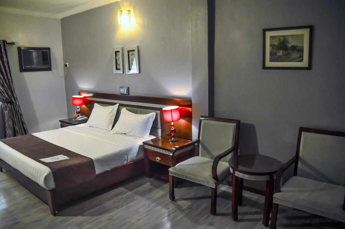 Hotel Rosebud - Housity