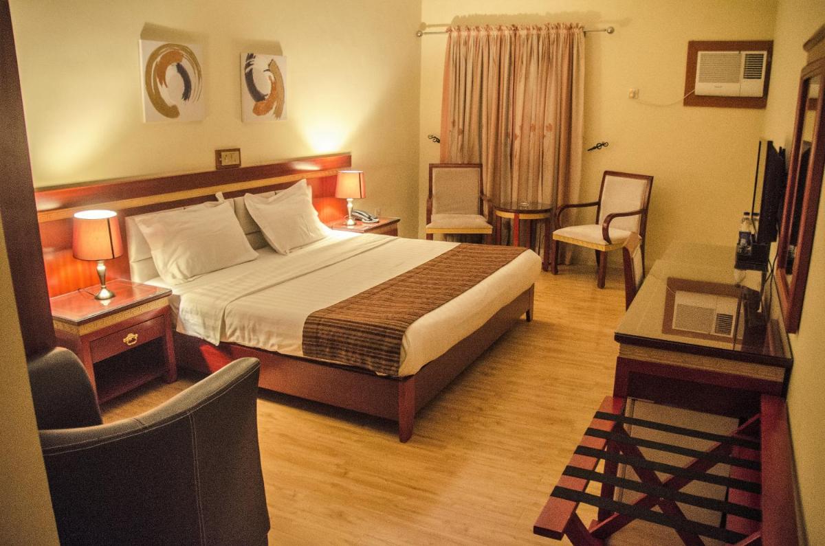 Hotel Rosebud - Housity