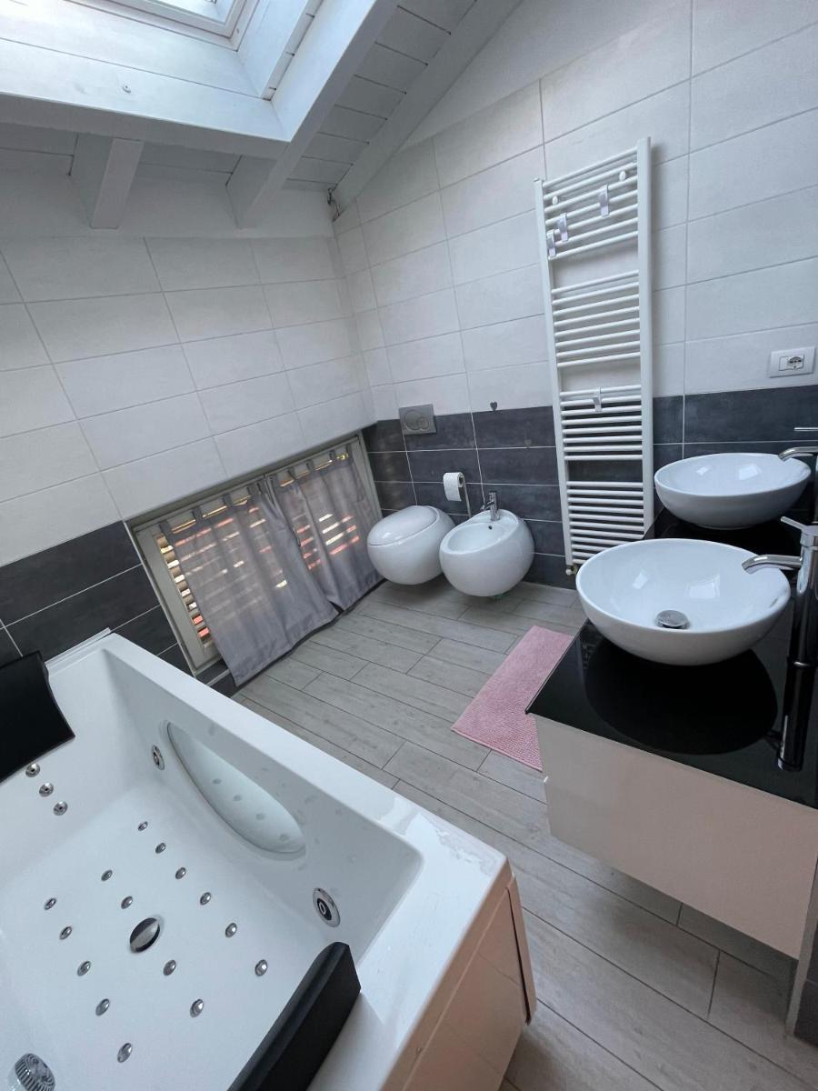 Charme Lake Loft - Housity