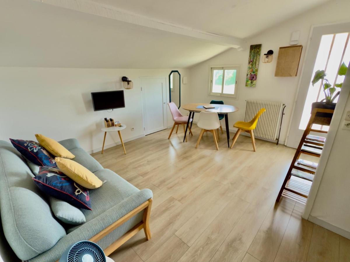 Maison des Chênes 64 - Independant apartment with terrasse - Housity