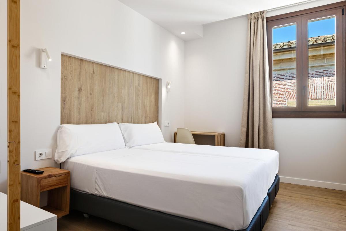 Iraipe Estella La Rúa Auto Check-in - Housity
