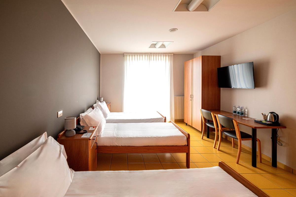 Phi Hotel Homy Druento - Housity