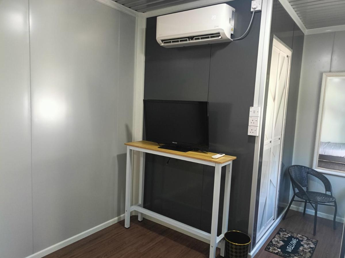 Ubudiyah dbangsal room stay 1 - Housity