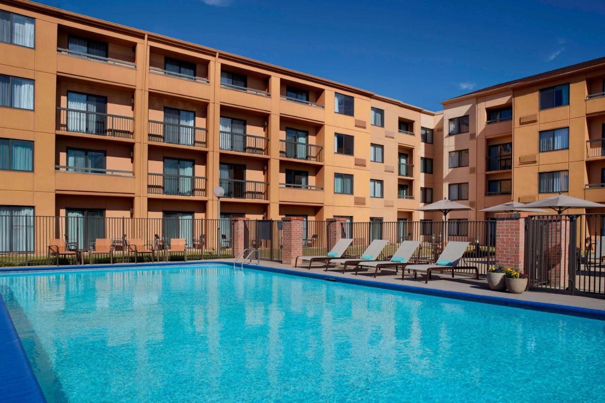 Sonesta Select Atlanta Airport North - Housity