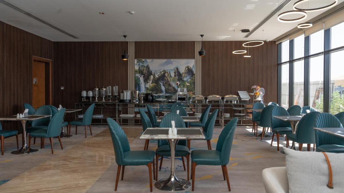 Rosa Grand Hotel - Housity
