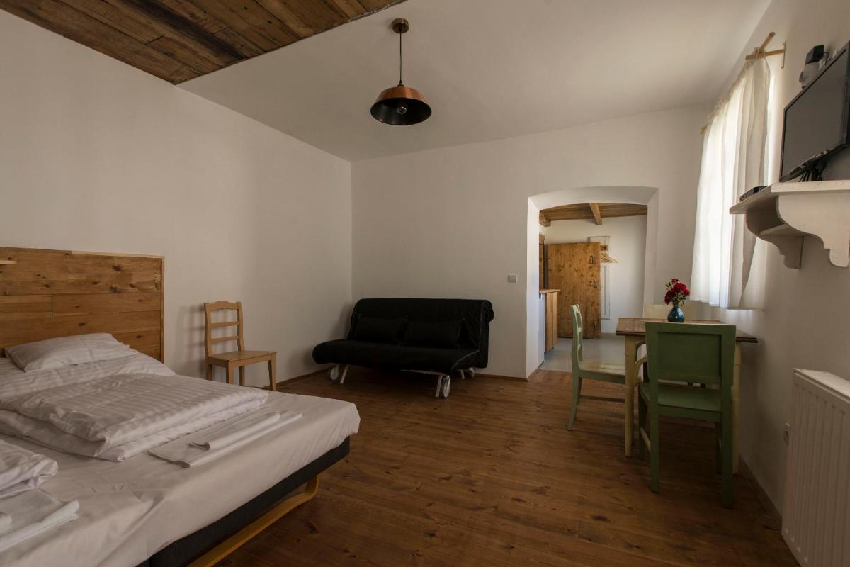Plitzner Belvárosi Apartmanház - Housity