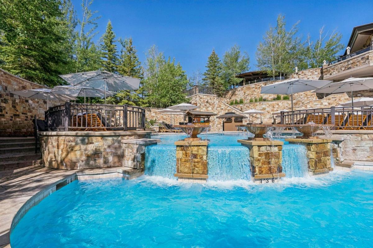 St. Regis Deer Valley - Housity