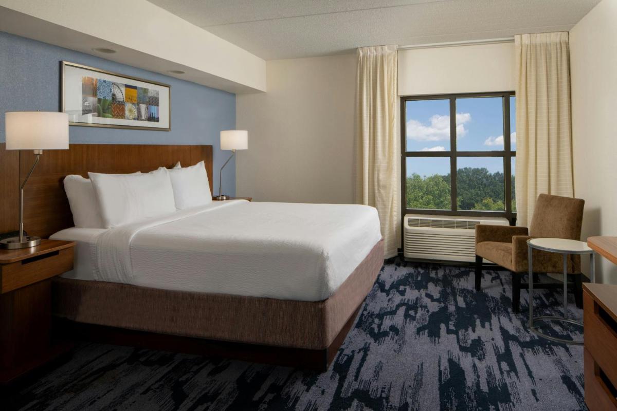 Fairfield Inn and Suites Atlanta Airport South/Sullivan Road - Housity