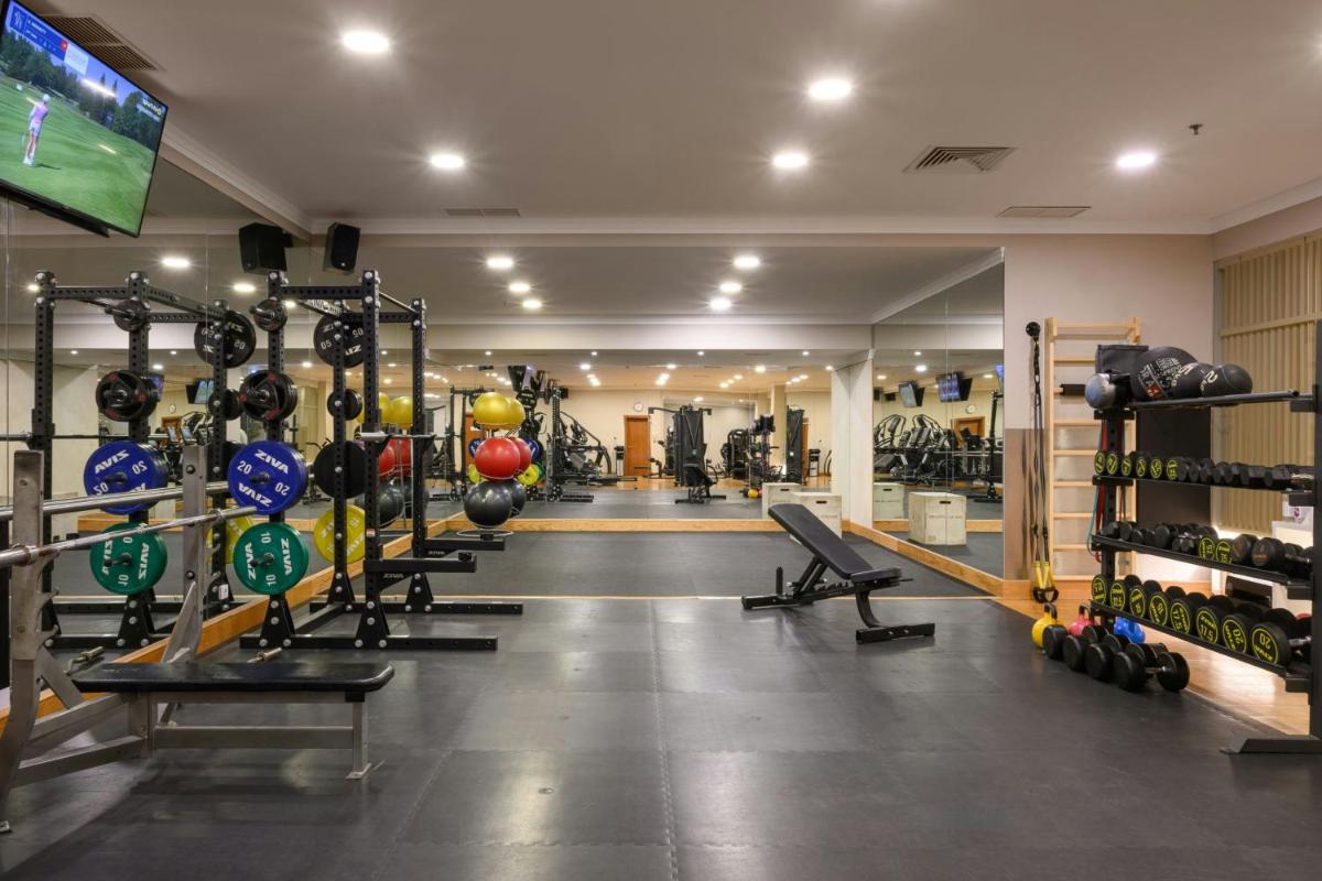 O centro de fitness e/ou as comodidades de fitness de Praia D'El Rey Marriott Golf & Beach Resort