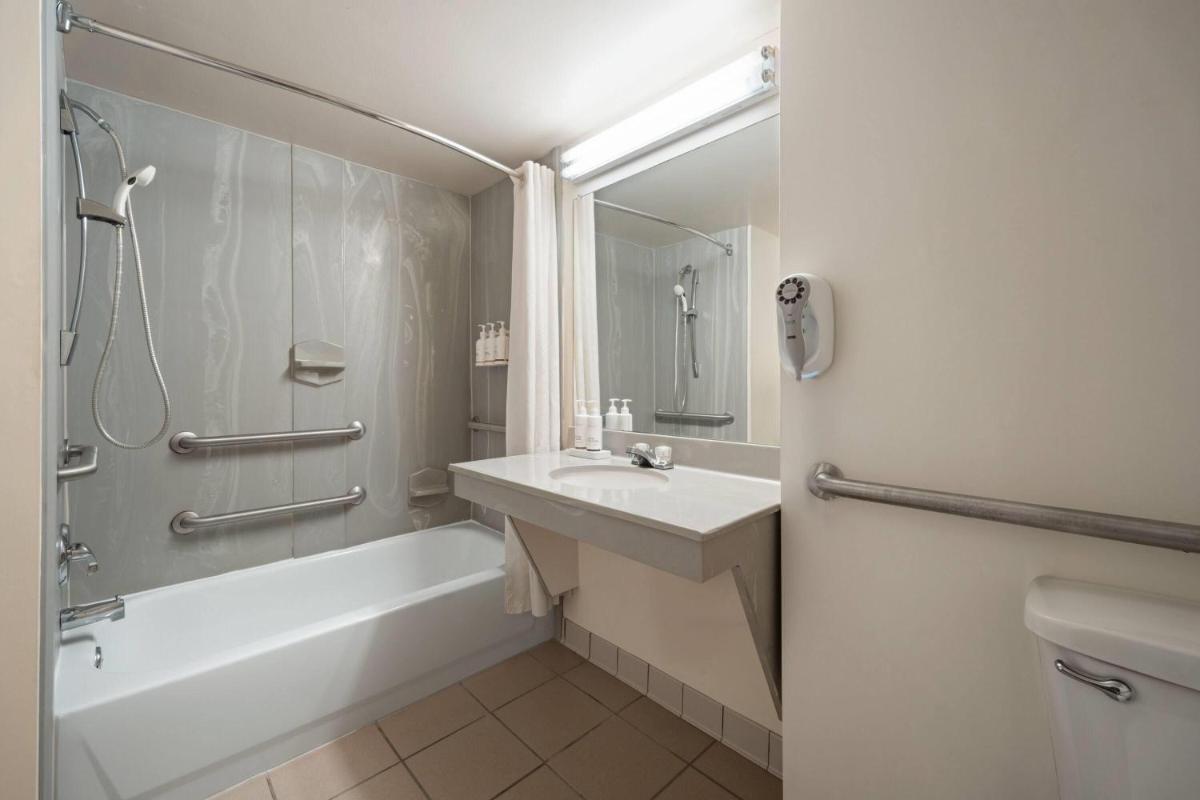 Wingate by Wyndham Augusta Fort Eisenhower - Housity