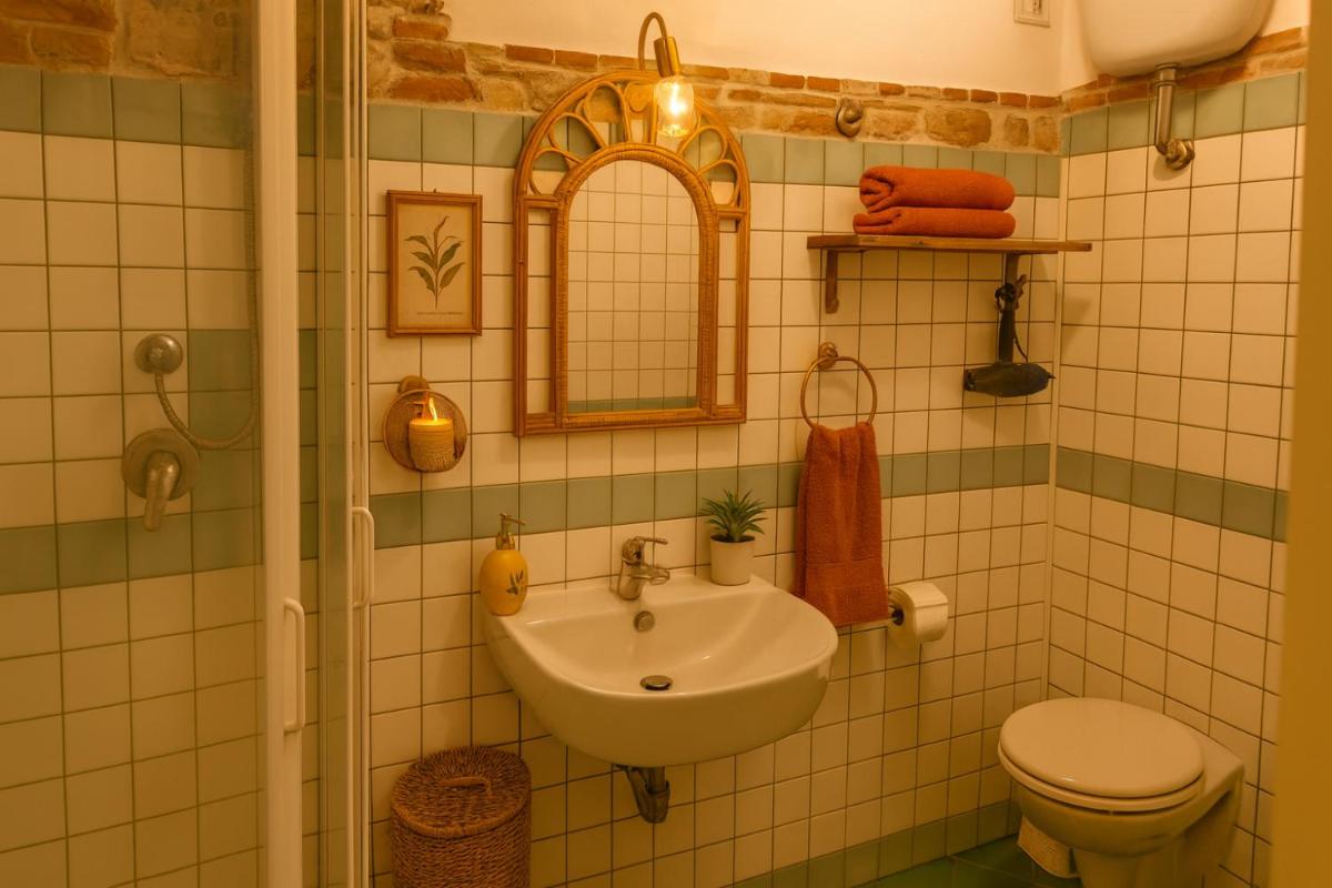 Casa Valente, Affaccio sulla Piazza Carpinone - Housity