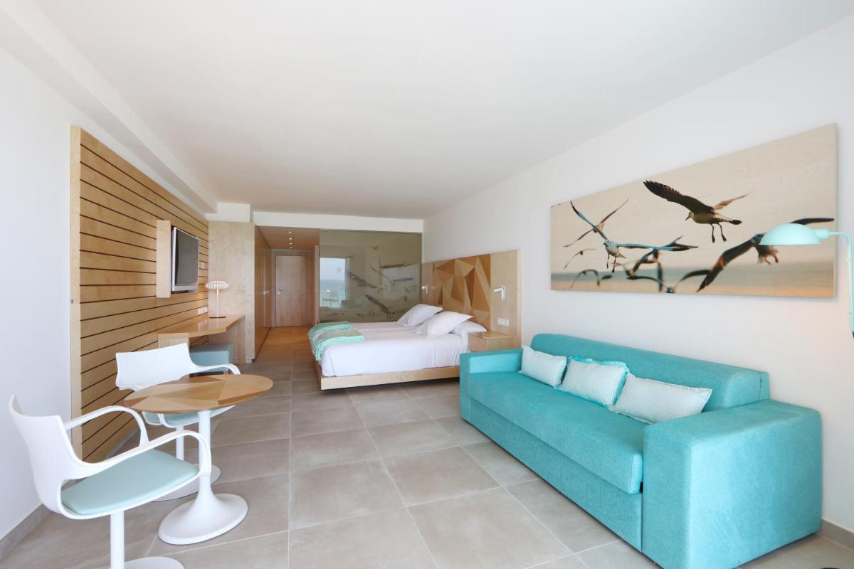 Cama o camas de una habitación en Iberostar Selection Playa de Palma