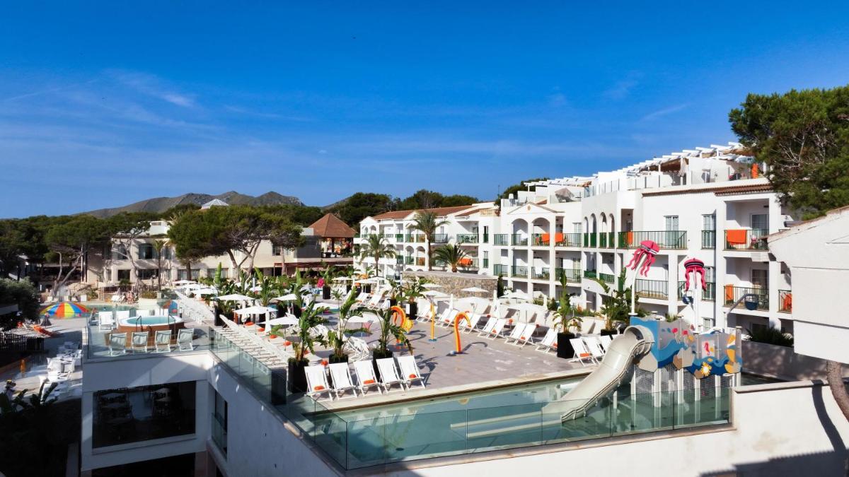 Piscina en o cerca de VIVA Cala Mesquida Resort & Spa
