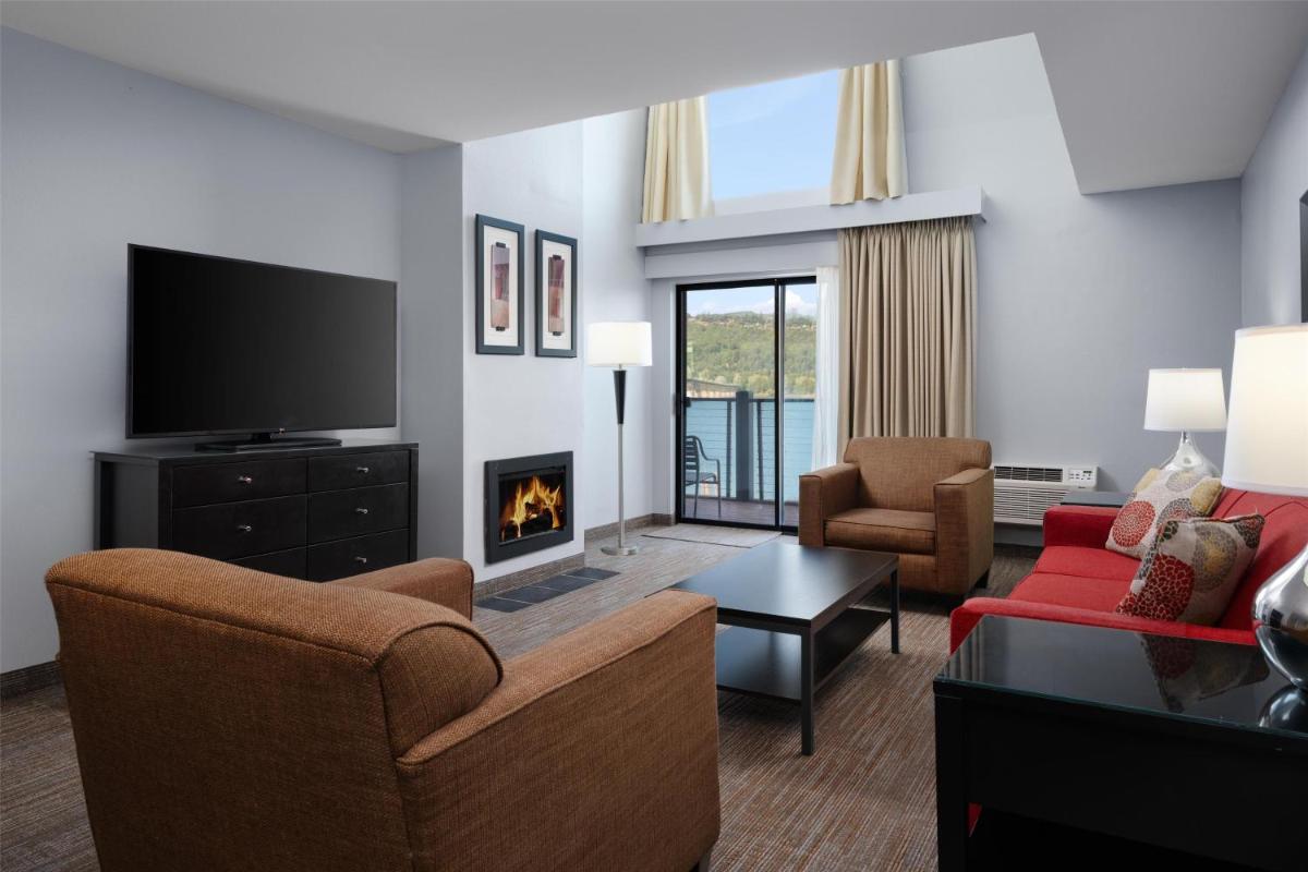 Best Western Plus Hood River Inn - Housity