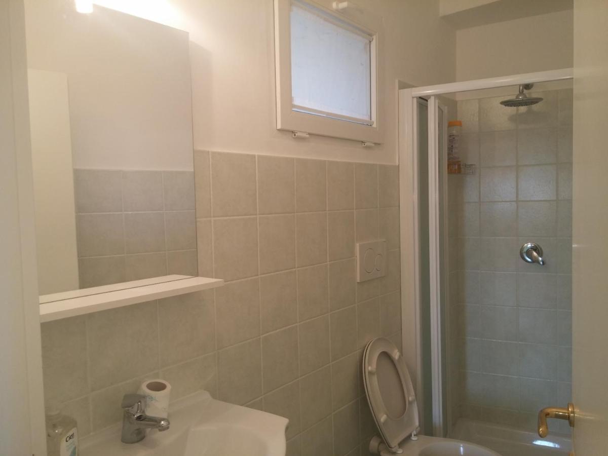 Village on the Lake "Casa Vacanze Vista Lago" Wifi 100 Mbps - Housity