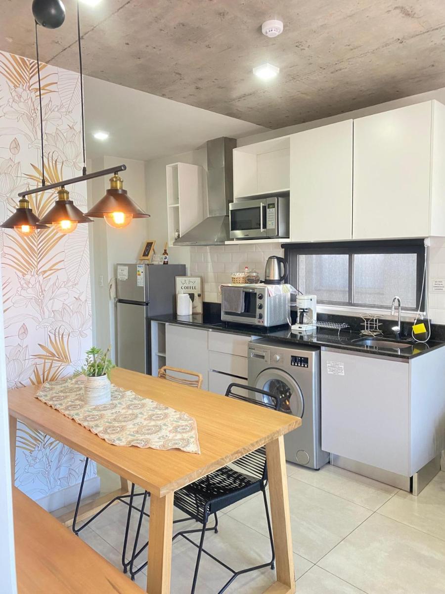 A estrenar! Apartamento con pileta zona aeropuerto WIFI 200MG - Housity