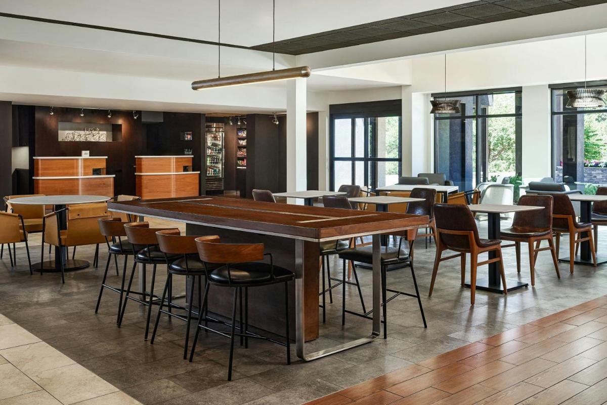 Courtyard by Marriott Boulder - Housity