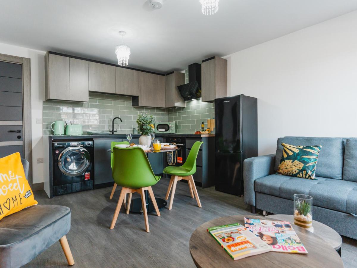 Leicestershire Aparthotels - Field Street Court - Housity