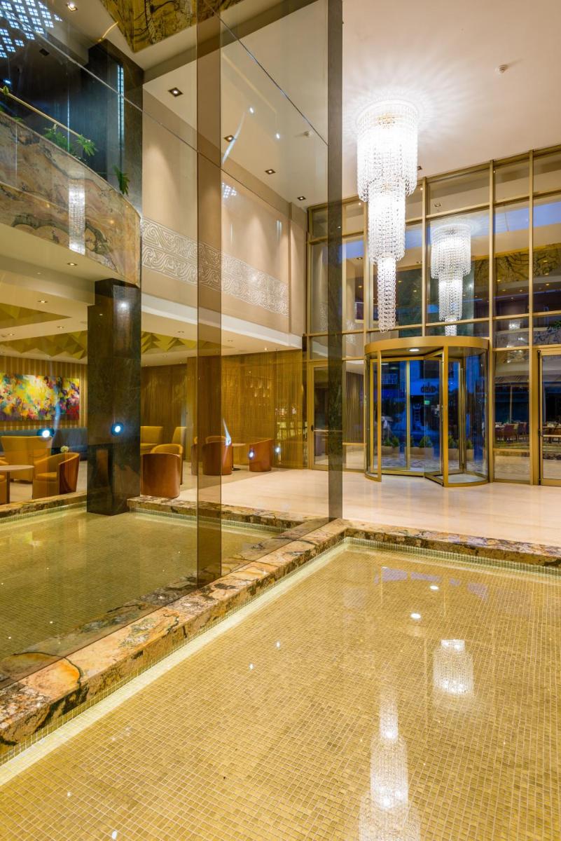 Suitetrails - Hotel El Dorado Bogota