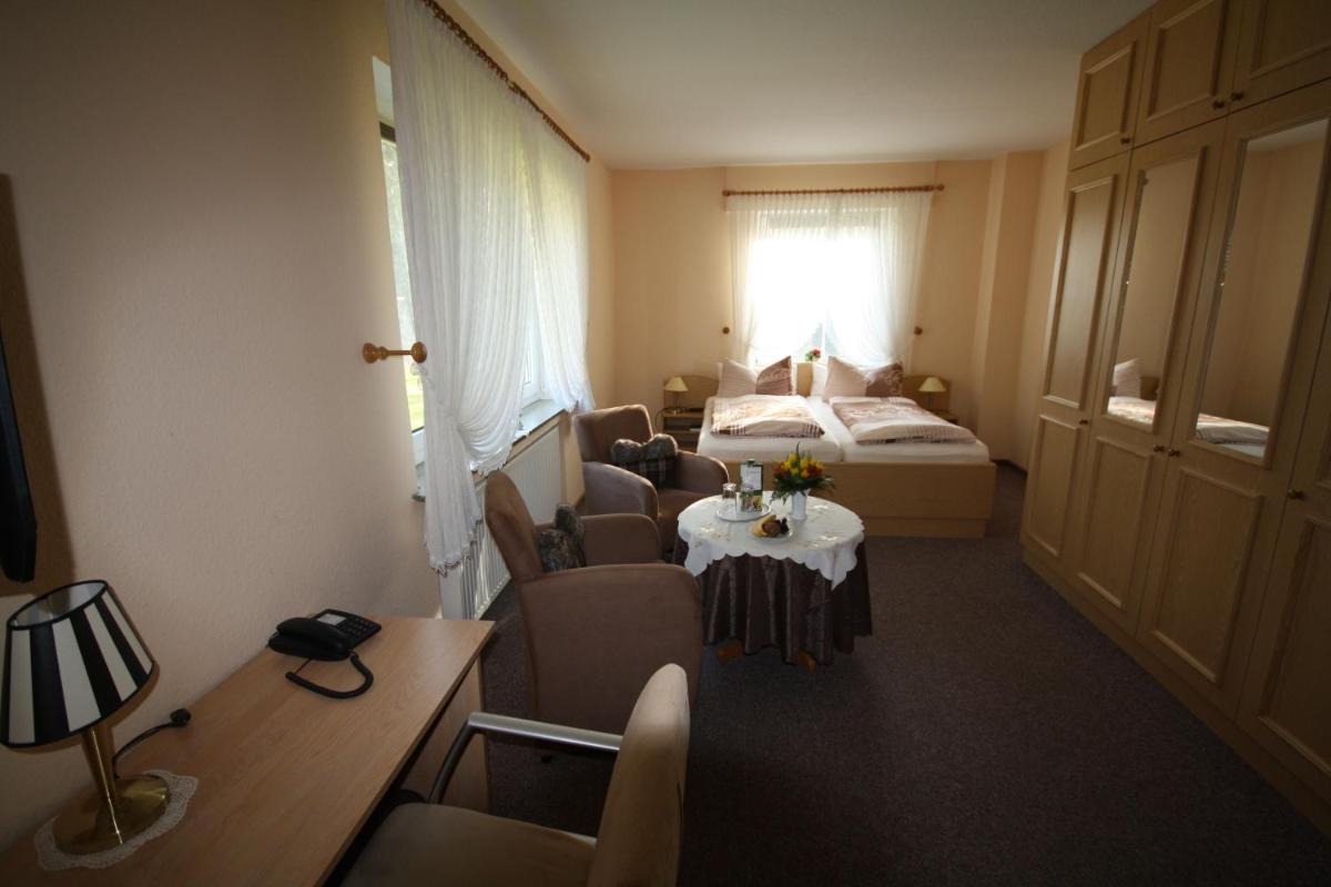 Parkhotel Phoenix Garni - Housity