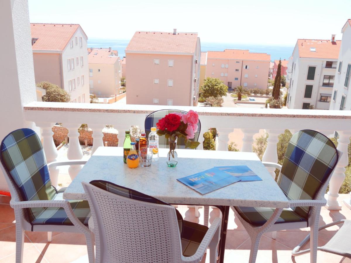 Apartments-Novalja-Zrce - Housity