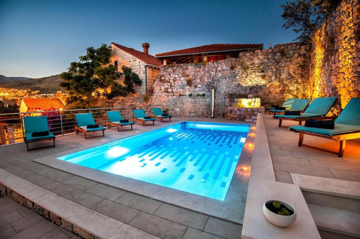 California Apartments - Housity