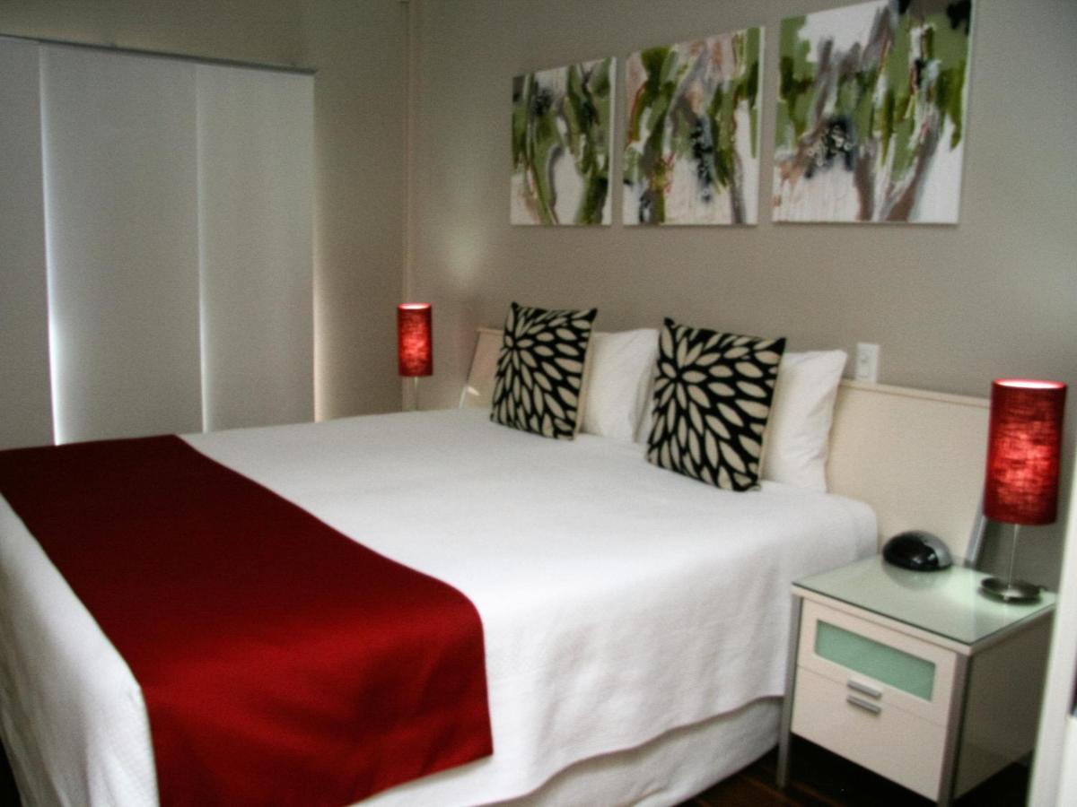 Suitetrails - Chaucer Palms Boutique B&B